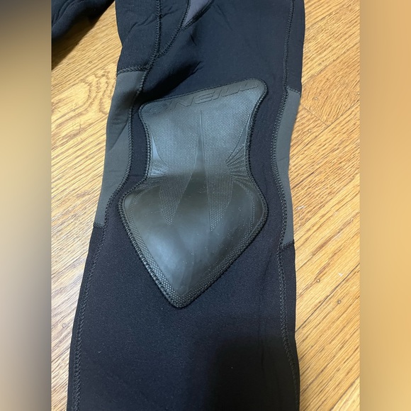 O’Neill 4:3 wetsuit large - Picture 3 of 12